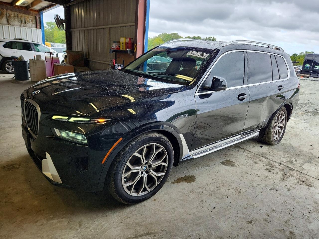 Vue de 2024 BMW X7 XDRIVE40I, angle 1