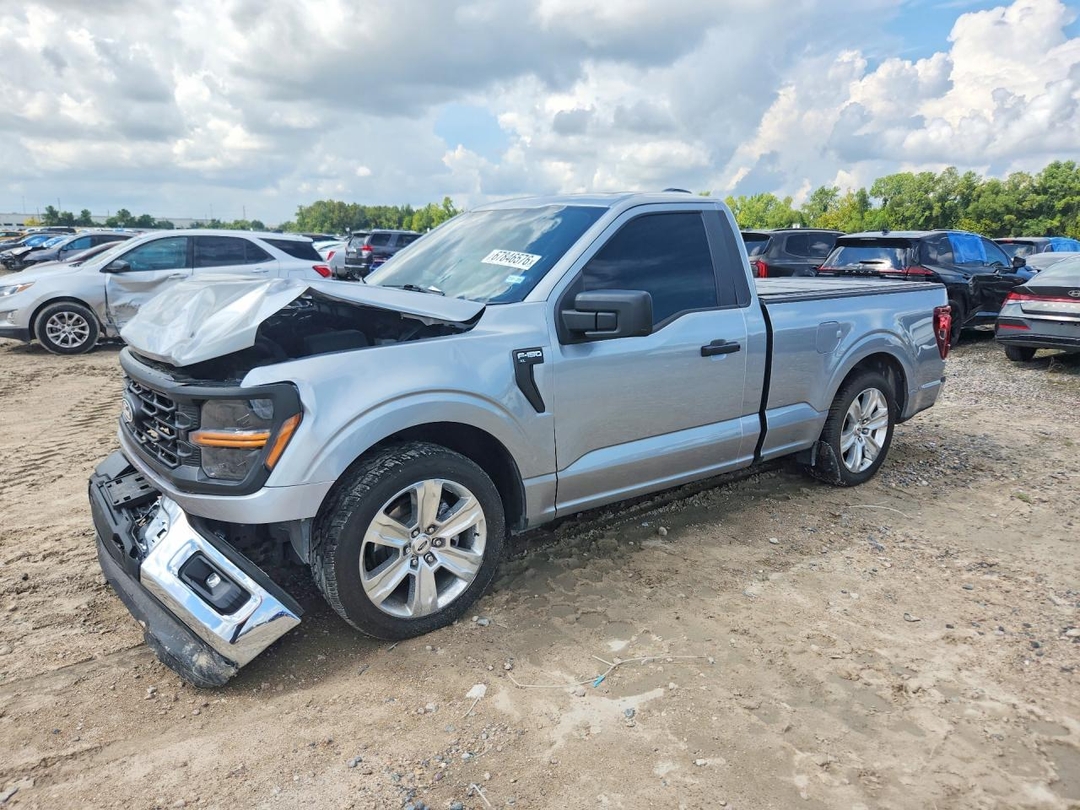 Vue de 2024 FORD F150, angle 1