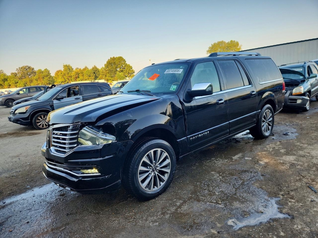 منظر 2016 LINCOLN NAVIGATOR L SELECT، زاوية 1