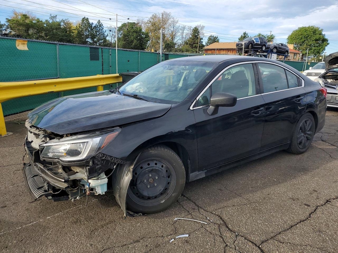 Vue de 2019 SUBARU LEGACY 2.5I, angle 1