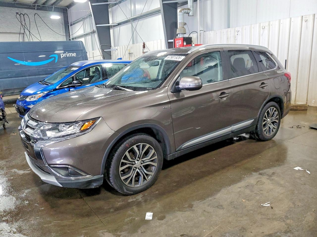 Вид 2017 MITSUBISHI OUTLANDER GT, угол 1