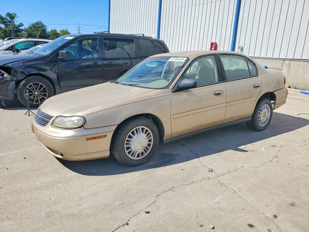 Вид 2002 CHEVROLET MALIBU, угол 1