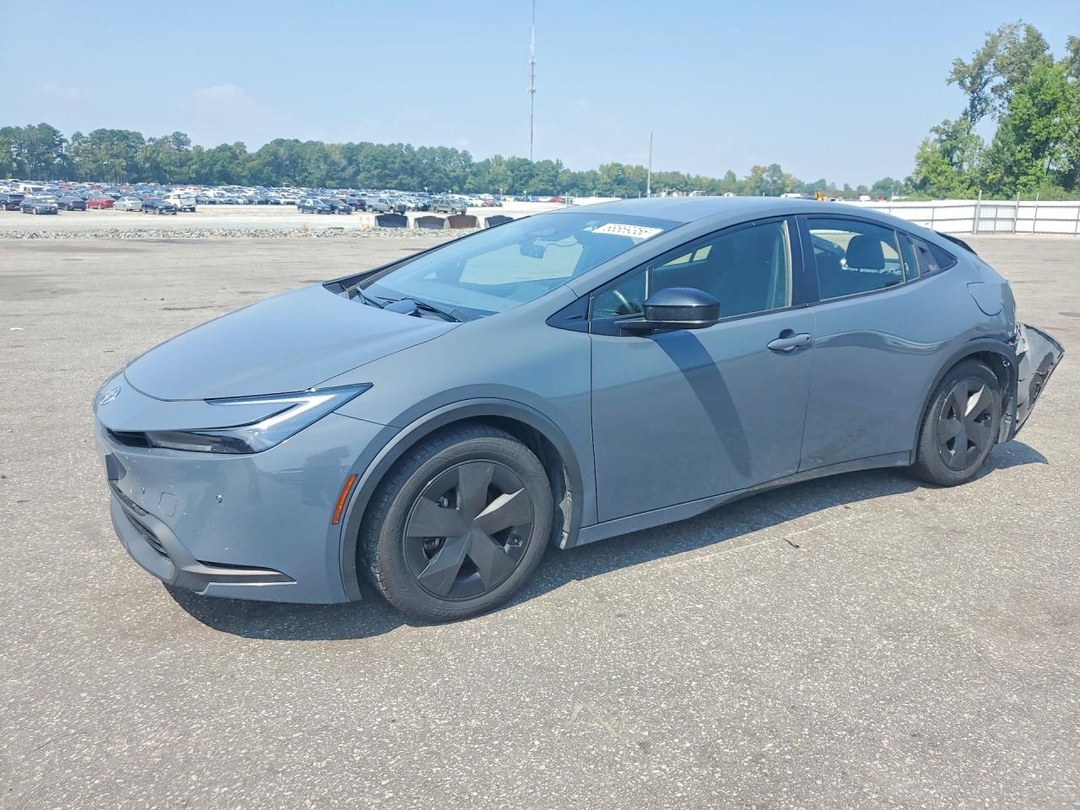 منظر 2023 TOYOTA PRIUS LE، زاوية 1