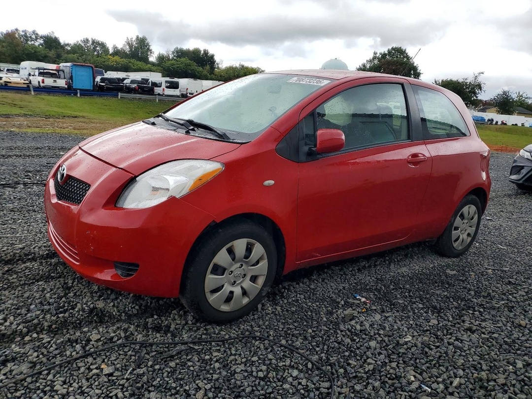 2008 TOYOTA YARIS BASE view, angle 1
