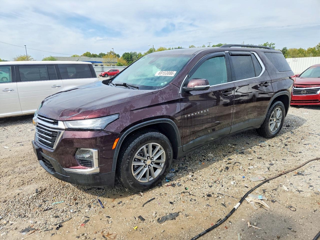 منظر 2023 CHEVROLET TRAVERSE LT، زاوية 1