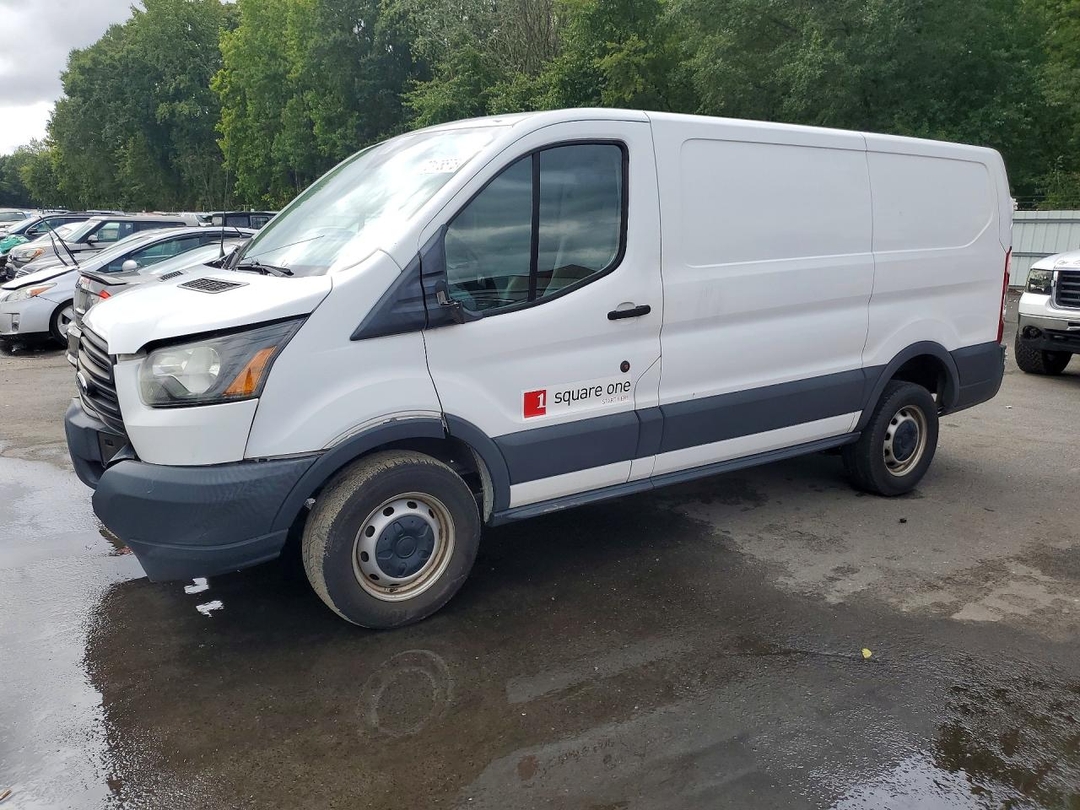 Vista de 2018 FORD TRANSIT T-250 VAN, ángulo 1
