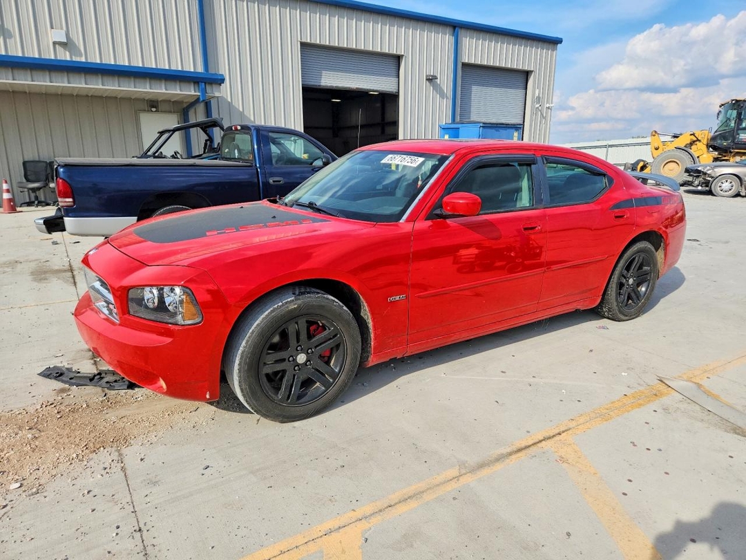 Вид 2006 DODGE CHARGER R/T, угол 1