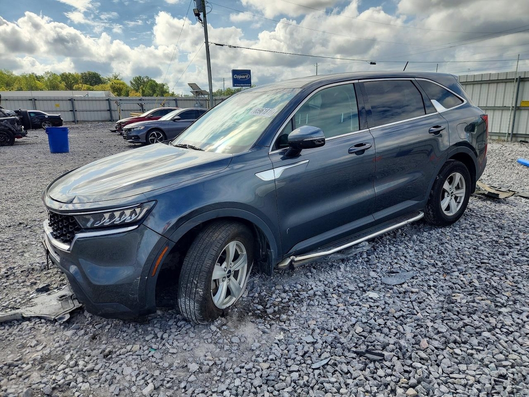 Vista de 2022 KIA SORENTO LX, ángulo 1