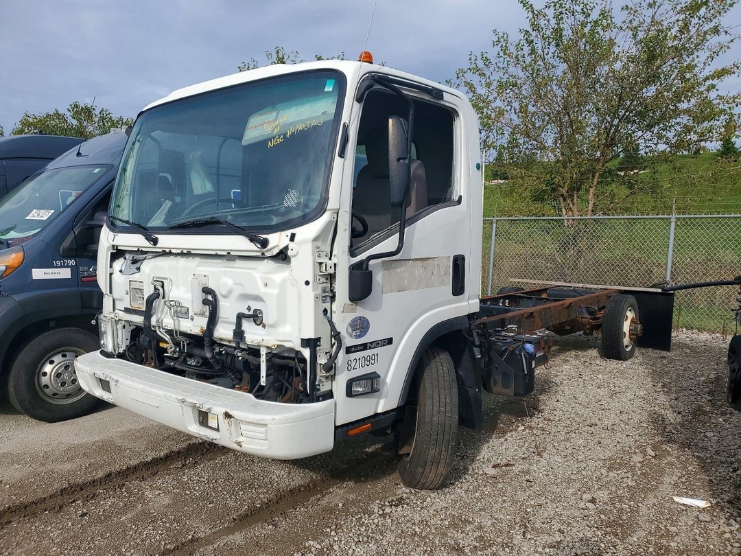 Vue de 2020 ISUZU NPR XD, angle 1