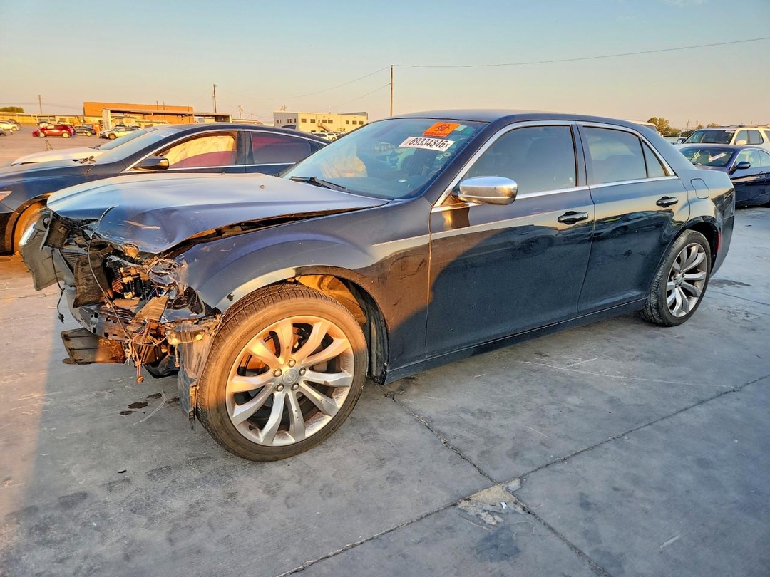 Vedere 2019 CHRYSLER 300, unghi 1