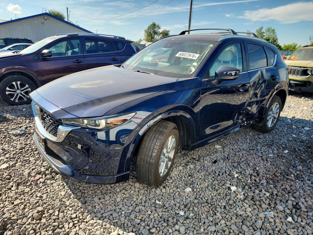 Vue de 2025 MAZDA CX-5 PREFERRED, angle 1