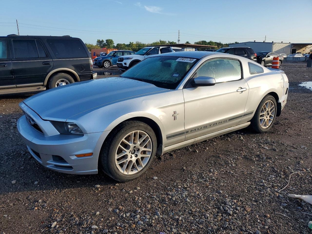 منظر 2013 FORD MUSTANG، زاوية 1