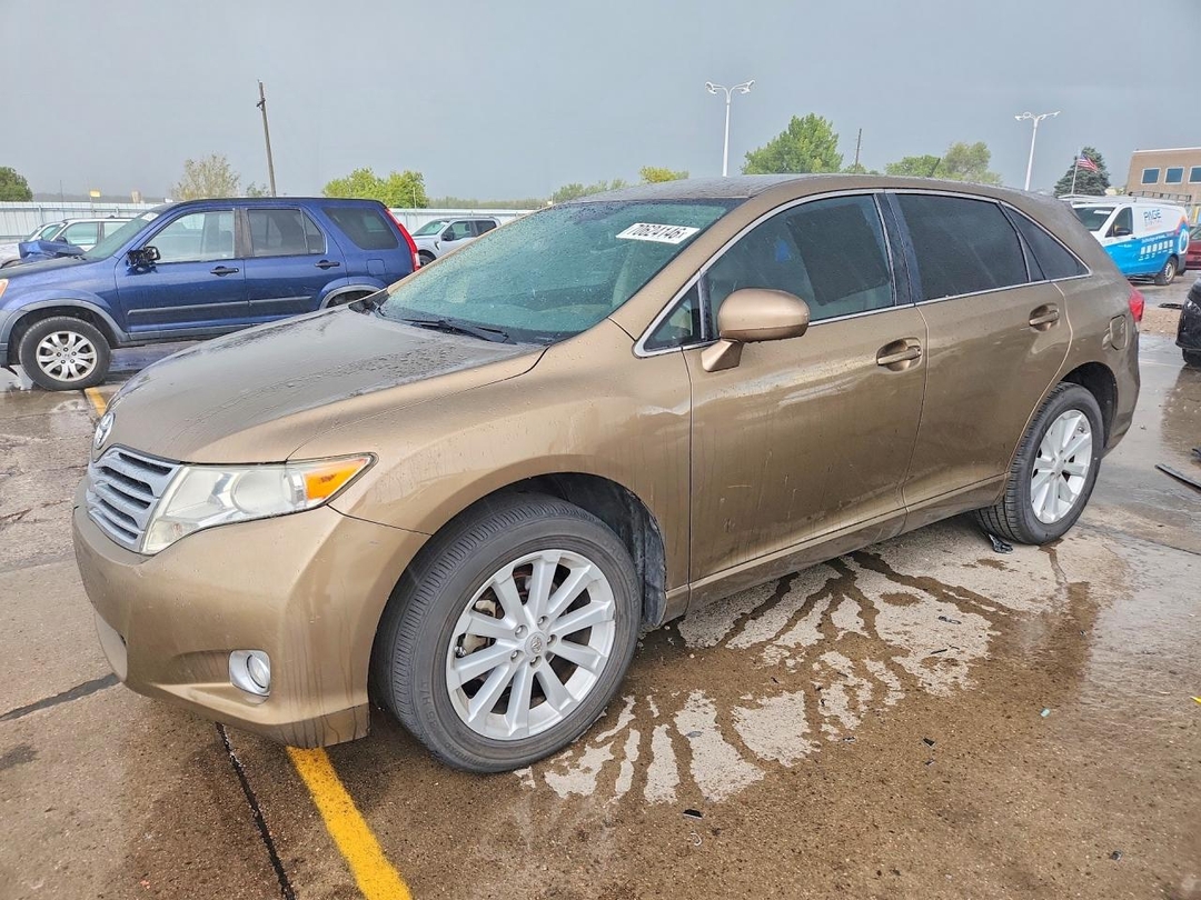 Vista de 2010 TOYOTA VENZA FWD 4CYL, ángulo 1