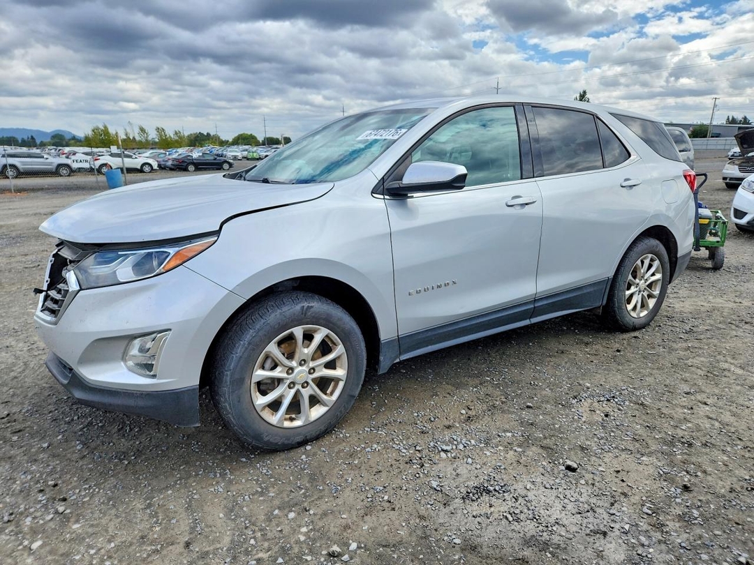 Вид 2020 CHEVROLET EQUINOX LT, угол 1
