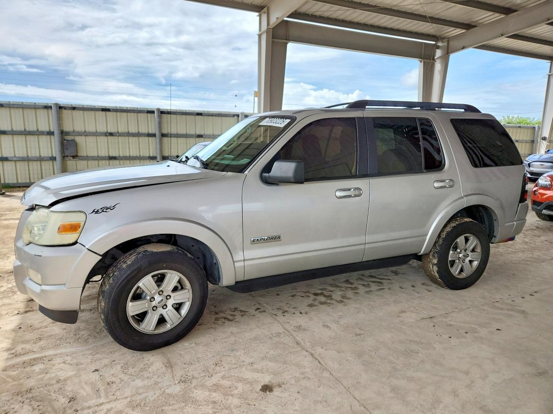 منظر 2010 FORD EXPLORER XLT، زاوية 1