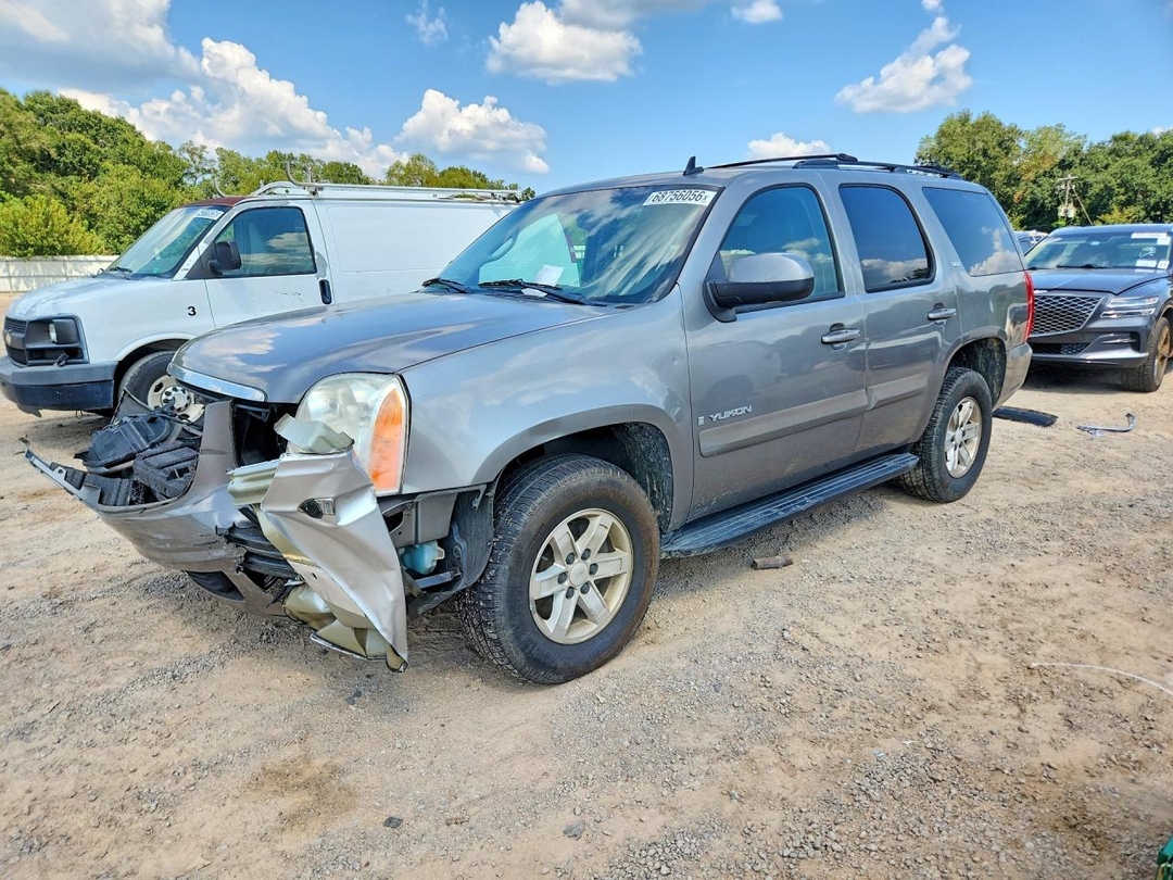 منظر 2008 GMC YUKON، زاوية 1