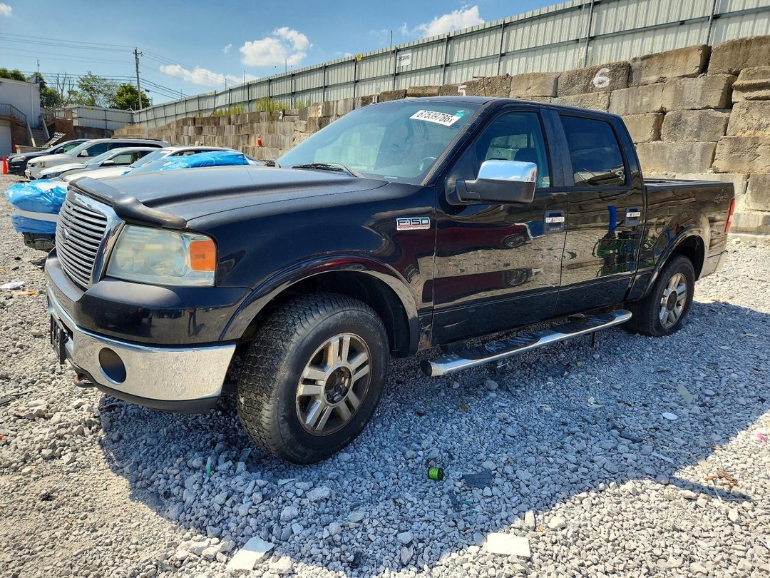 Vue de 2008 FORD F150 SUPERCREW, angle 1