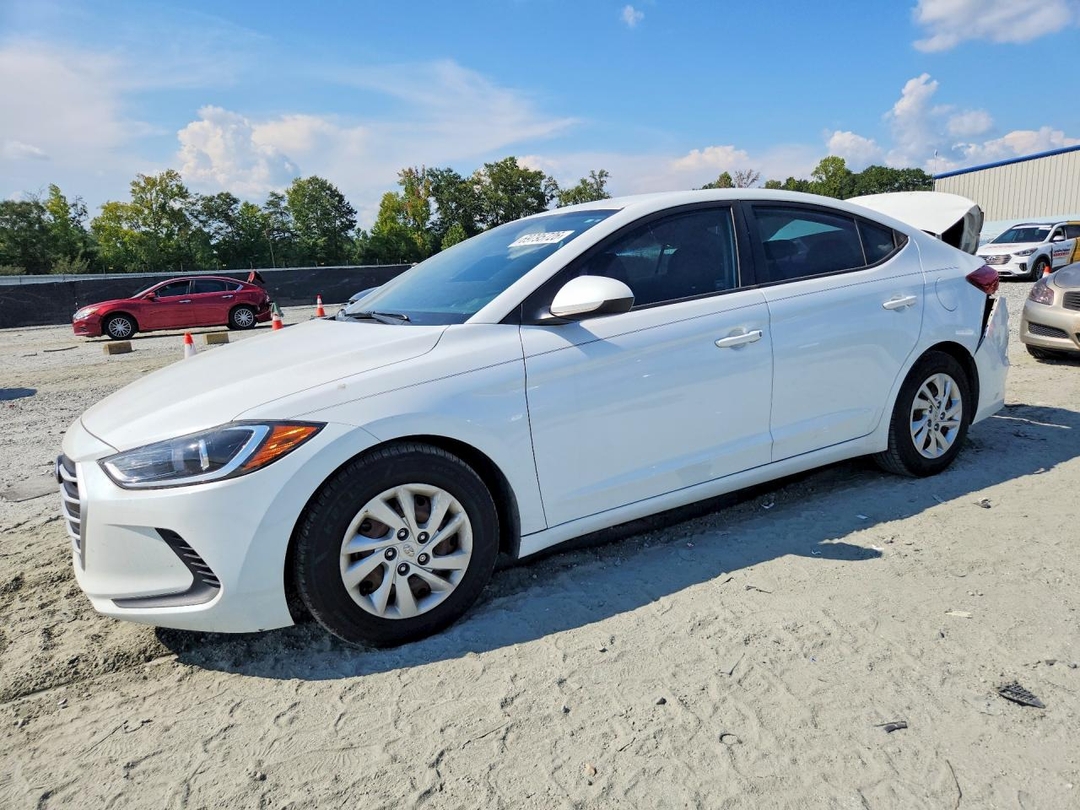 Вид 2018 HYUNDAI ELANTRA SE, угол 1