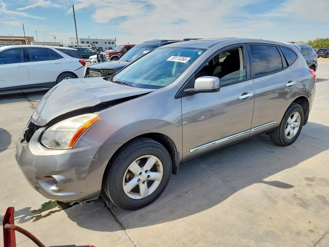 منظر 2013 NISSAN ROGUE S، زاوية 1