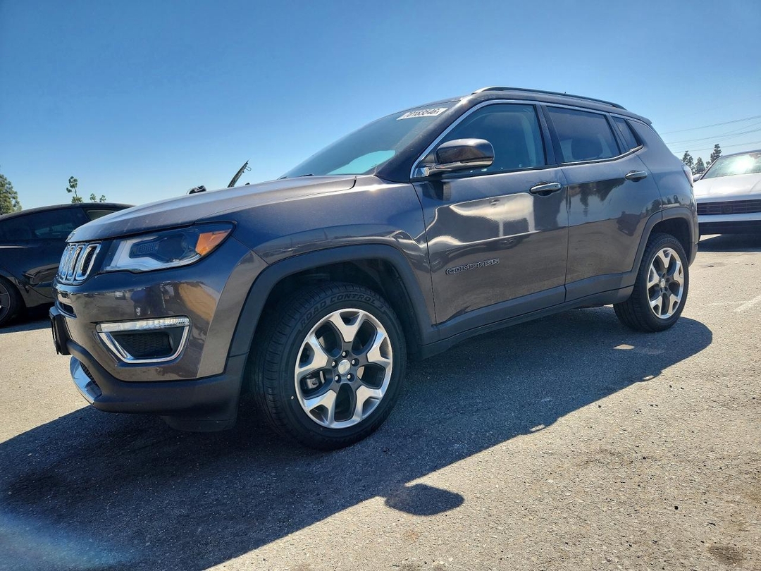 Вид 2017 JEEP COMPASS LIMITED, угол 1