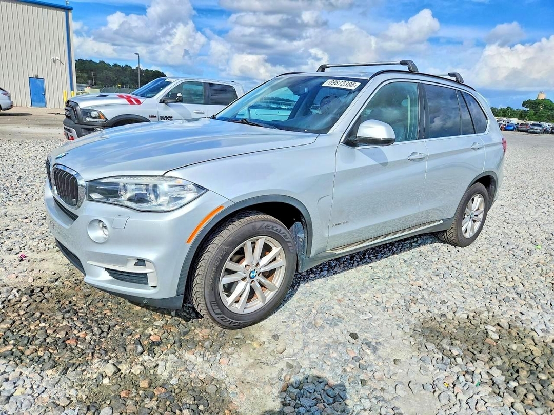 Вид 2015 BMW X5 XDRIVE35I, угол 1
