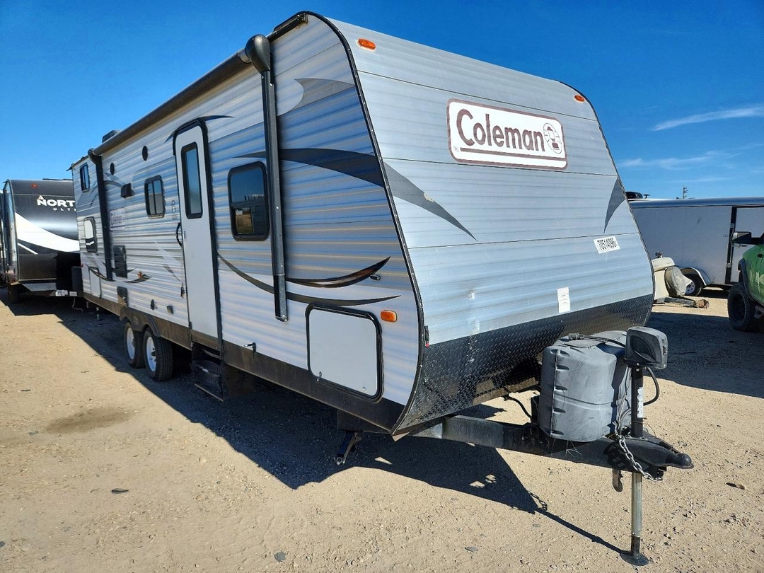 منظر 2015 KEYSTONE COLEMAN CAMPER، زاوية 1