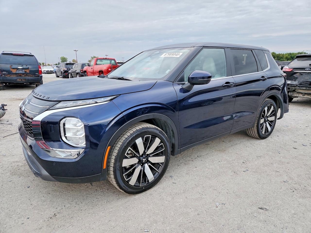 Vue de 2025 MITSUBISHI OUTLANDER SE, angle 1