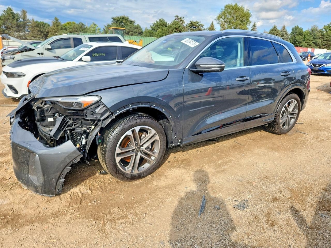 Vista de 2026 AUDI Q5 PRESTIGE, ángulo 1
