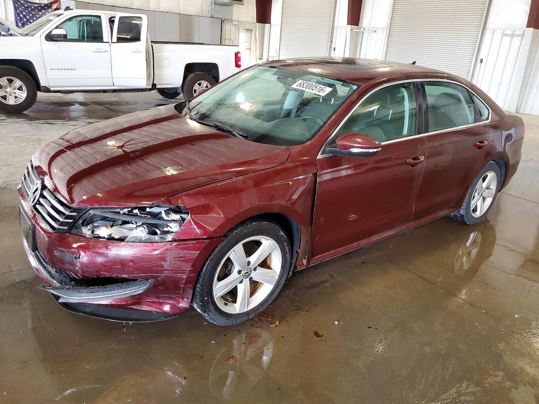 Vedere 2012 VOLKSWAGEN PASSAT SE, unghi 1