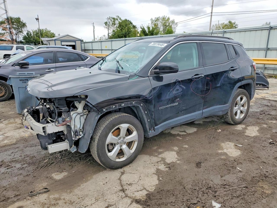 منظر 2018 JEEP COMPASS LATITUDE، زاوية 1