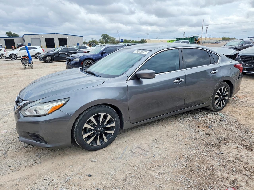 منظر 2018 NISSAN ALTIMA 2.5 SV، زاوية 1