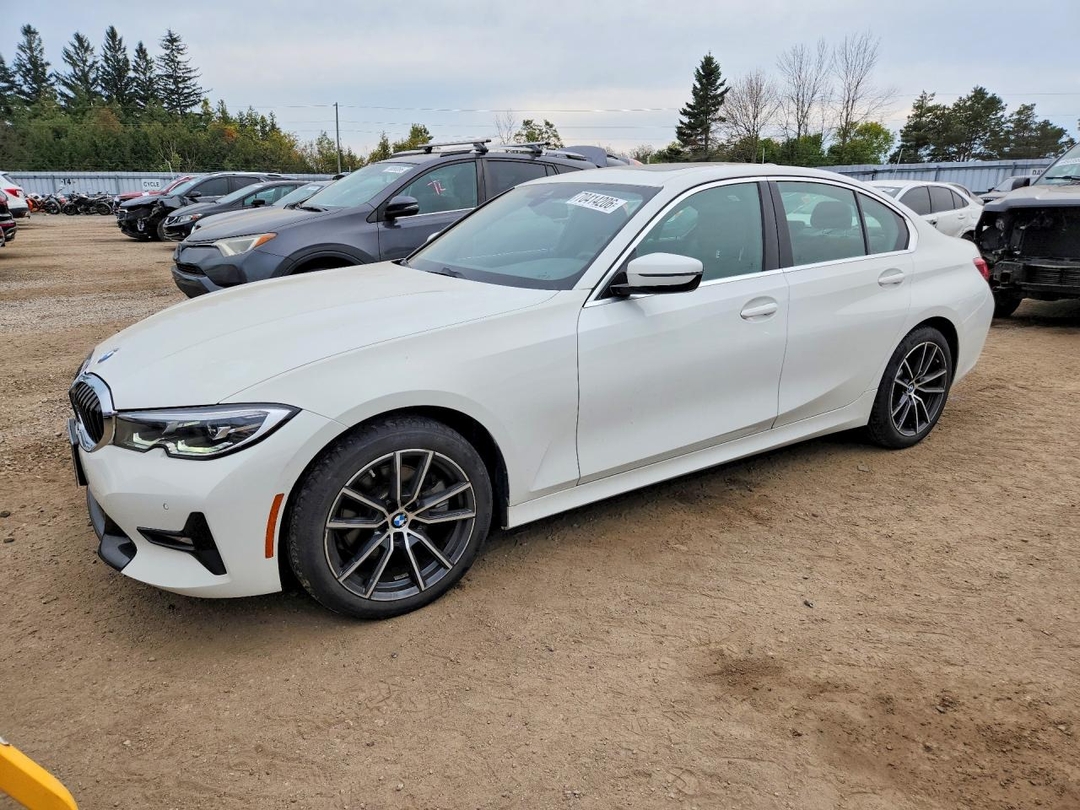 Vedere 2021 BMW 330I, unghi 1