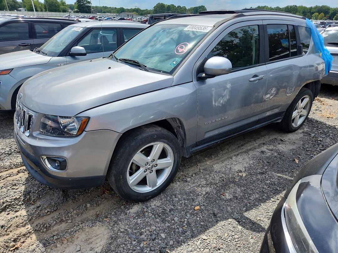 Vista de 2014 JEEP COMPASS LATITUDE, ángulo 1
