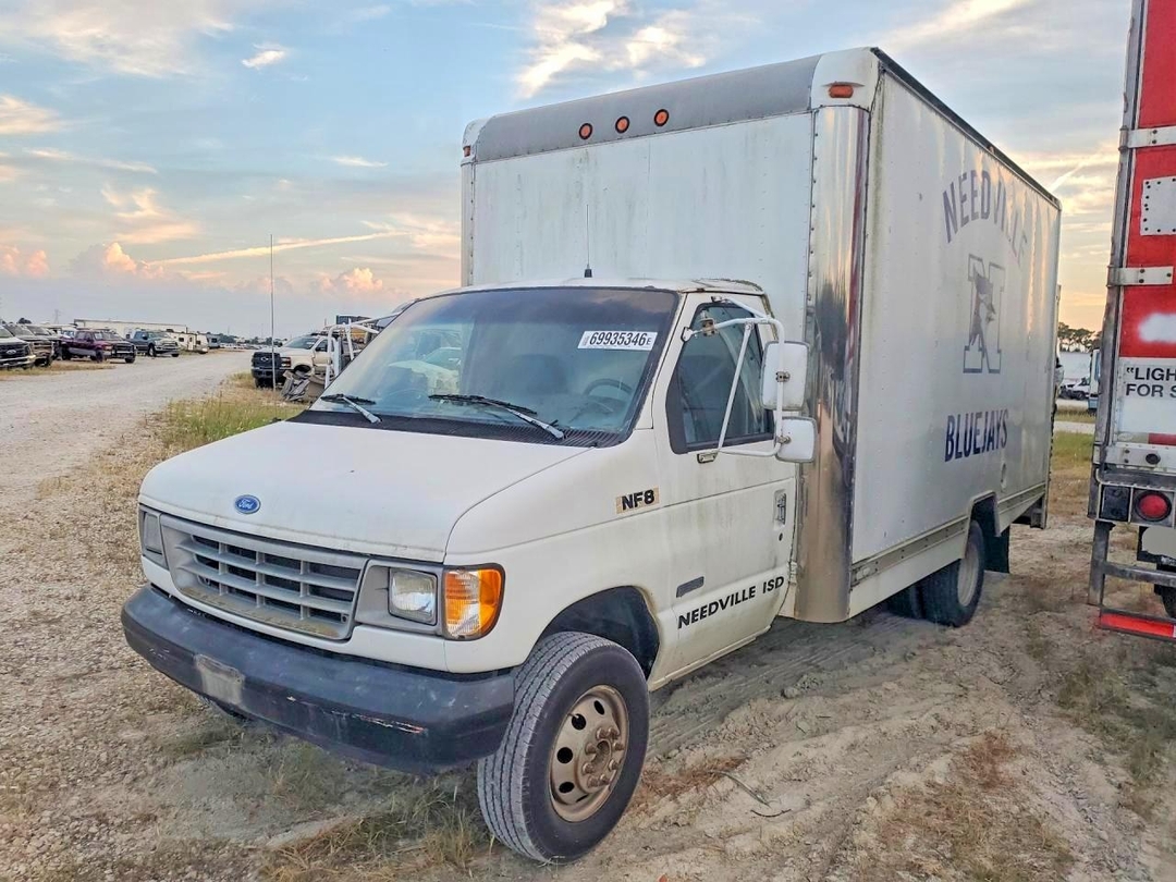 منظر 1993 FORD E350 BOX TRUCK، زاوية 1