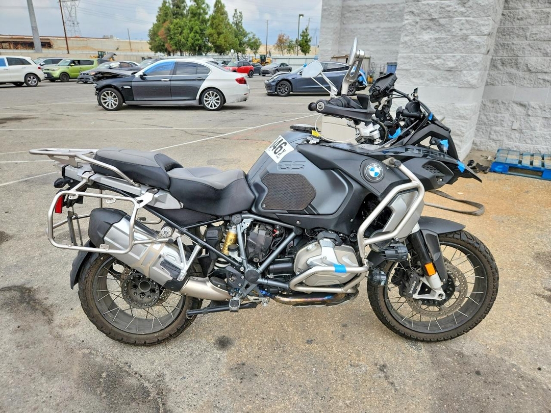 منظر 2023 BMW R 1250 GS ADVENTURE، زاوية 1
