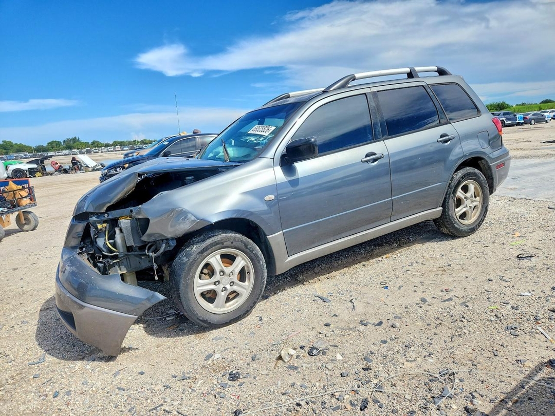 Вид 2004 MITSUBISHI OUTLANDER LS, угол 1