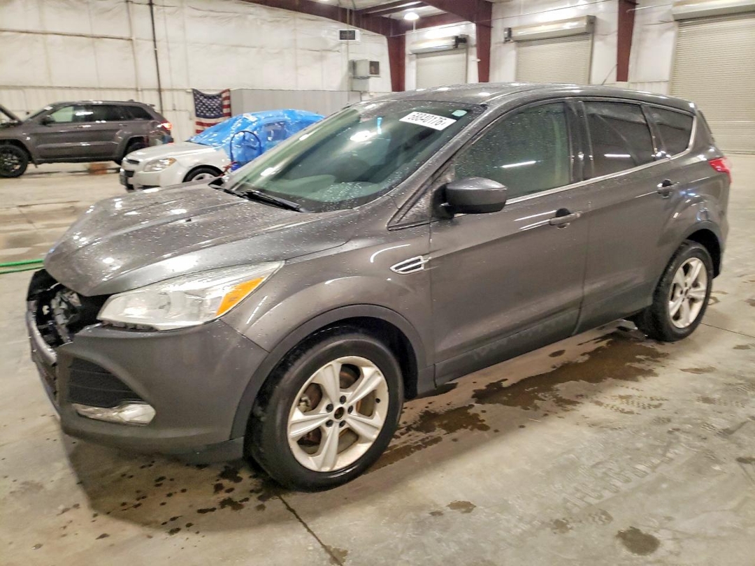 منظر 2015 FORD ESCAPE SE، زاوية 1