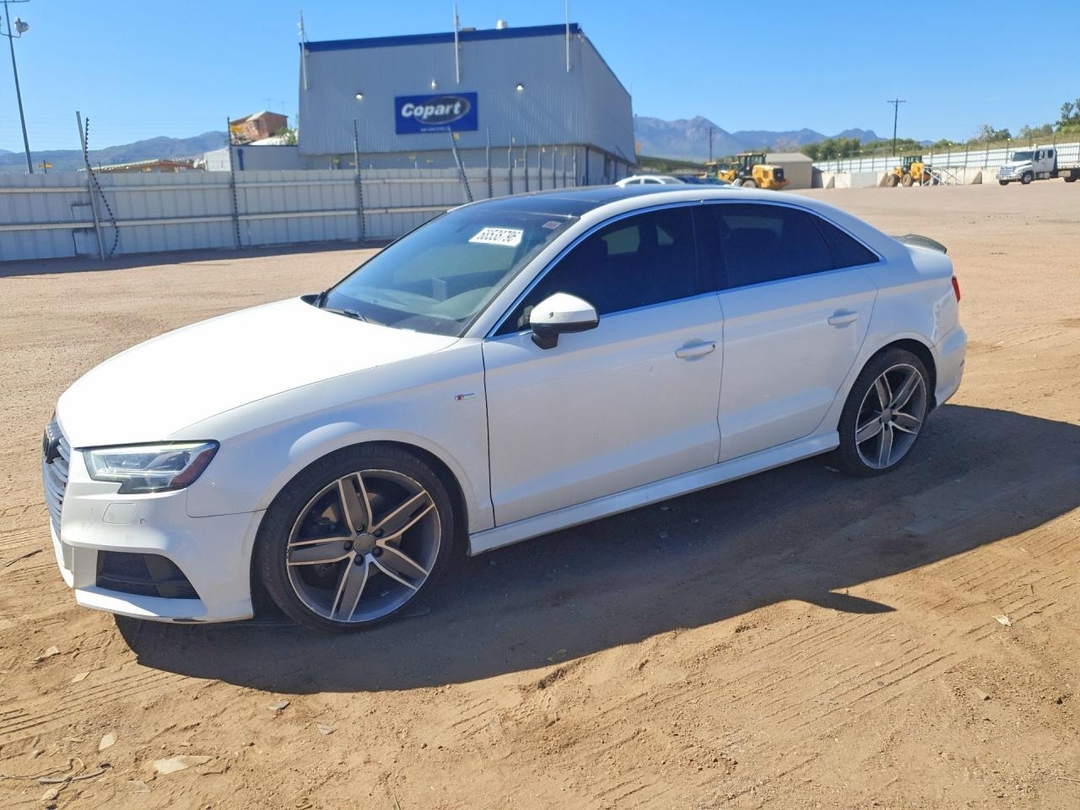 Вид 2017 AUDI A3 PREMIUM PLUS, угол 1