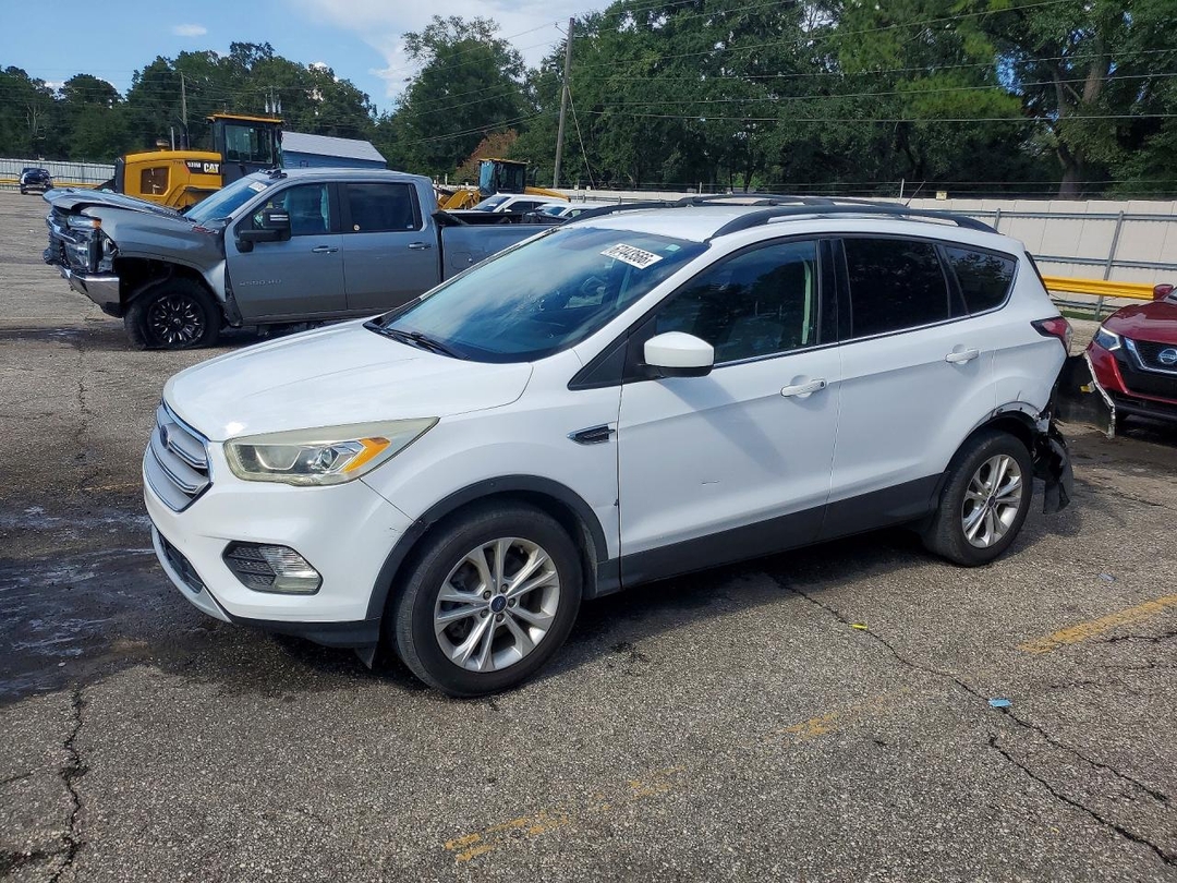 Vista de 2017 FORD ESCAPE SE, ángulo 1