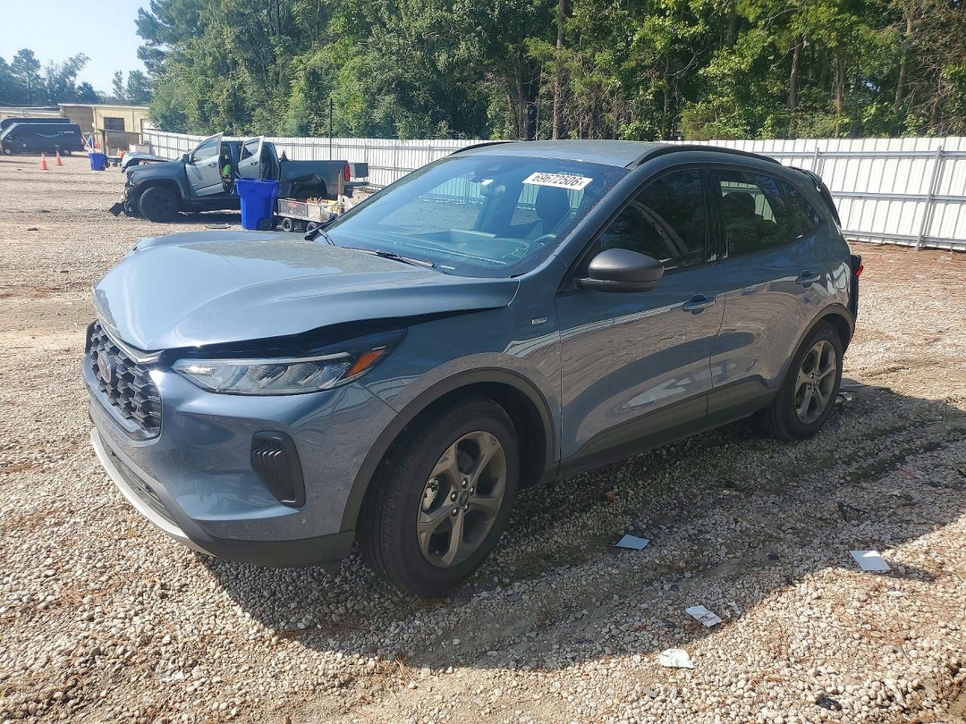 Вид 2026 FORD ESCAPE ST LINE, угол 1