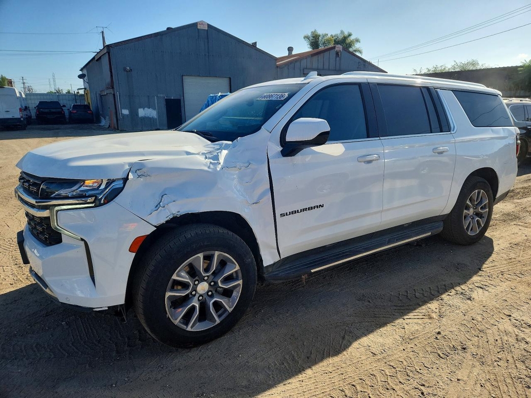 Вид 2024 CHEVROLET SUBURBAN K1500 LS, угол 1