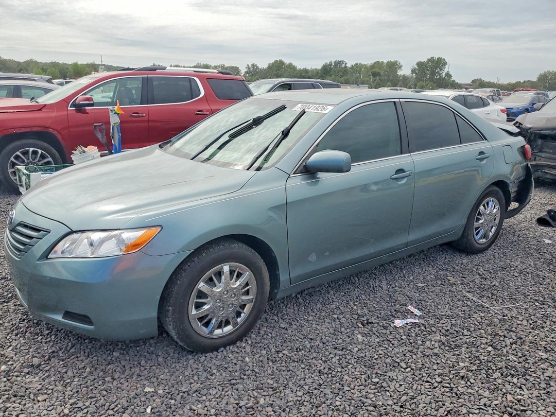 منظر 2007 TOYOTA CAMRY LE، زاوية 1