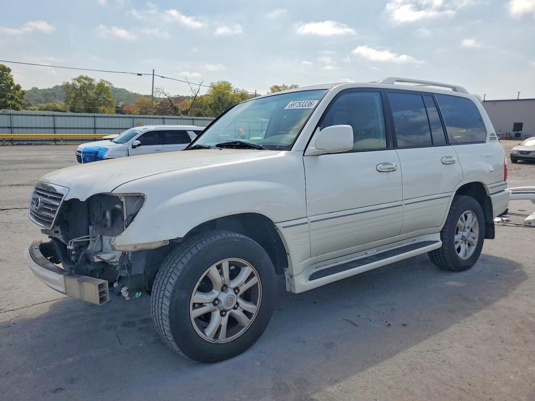 Vista de 2005 LEXUS LX 470, ángulo 1