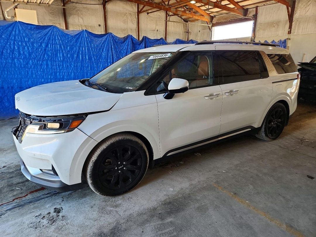 منظر 2023 KIA CARNIVAL SX، زاوية 1