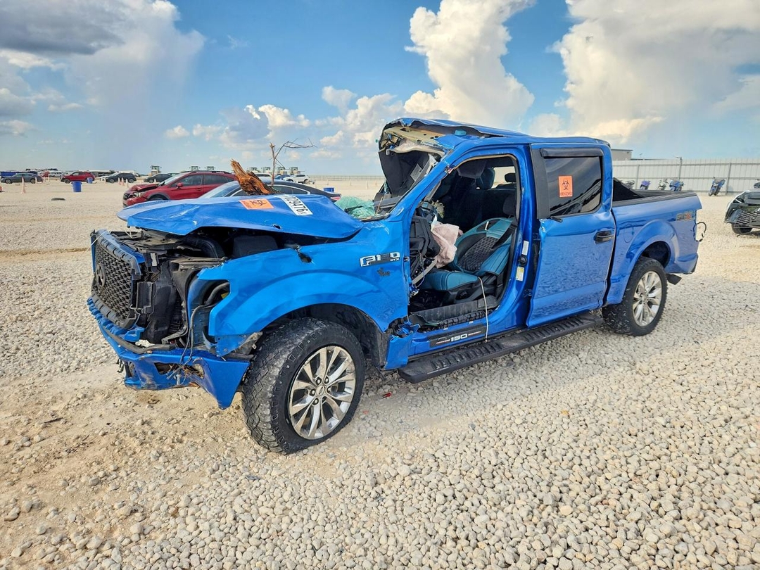 منظر 2020 FORD F150 SUPERCREW، زاوية 1