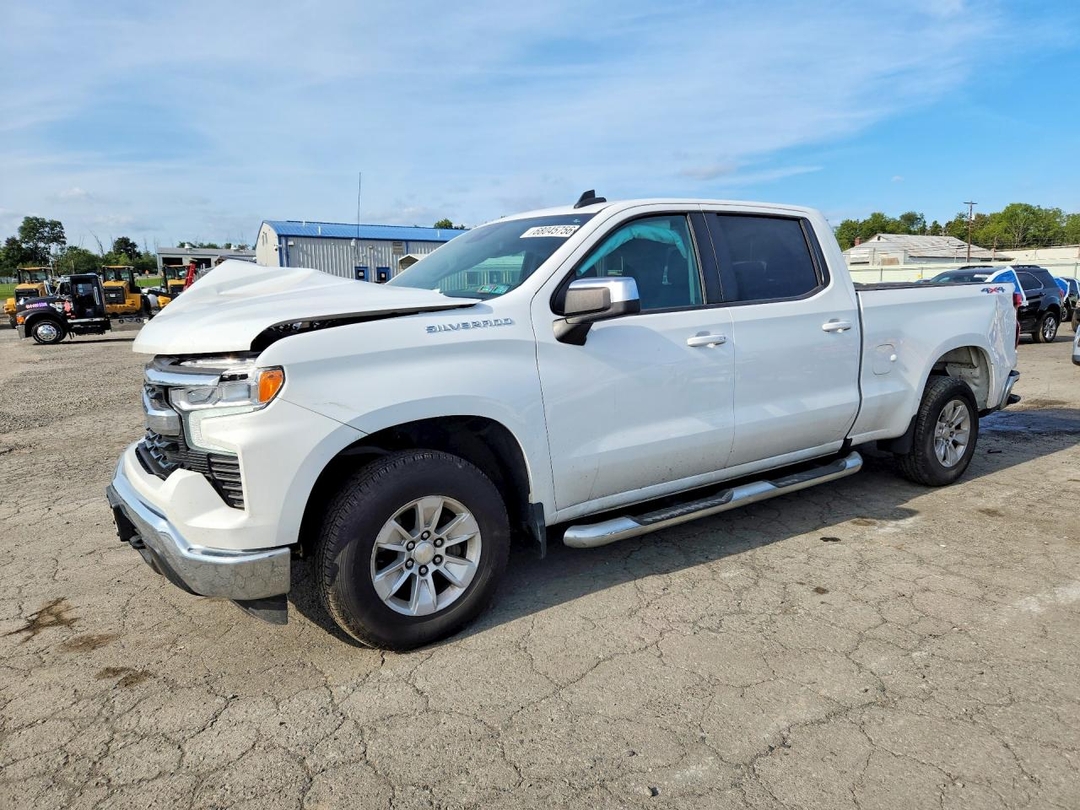 Вид 2022 CHEVROLET SILVERADO K1500 LT, угол 1
