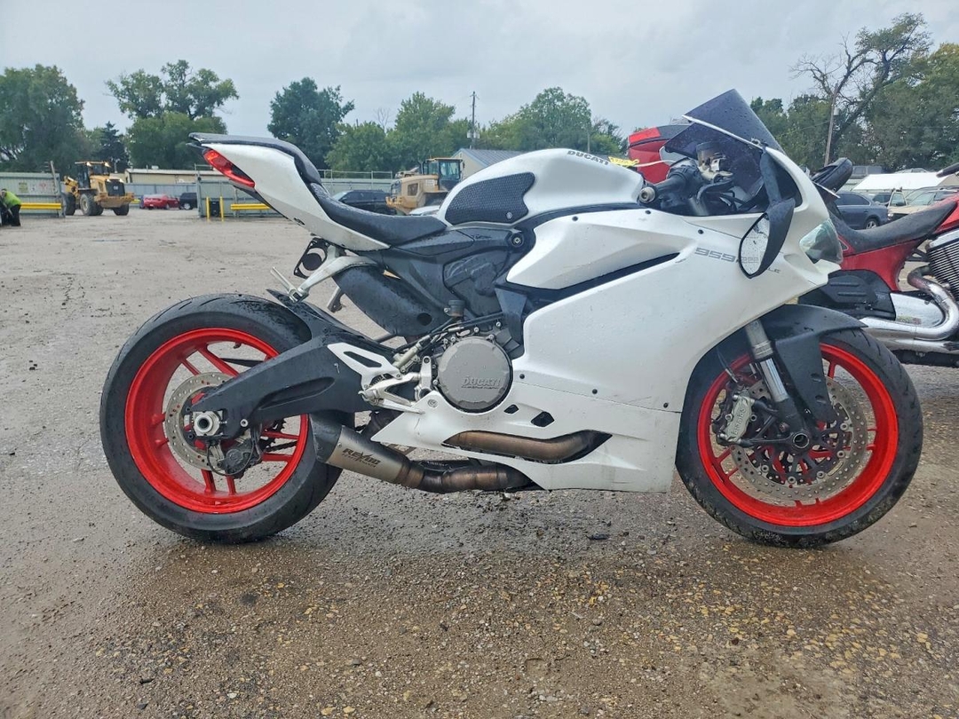 Vue de 2016 DUCATI SUPERBIKE 959 PANIGALE, angle 1