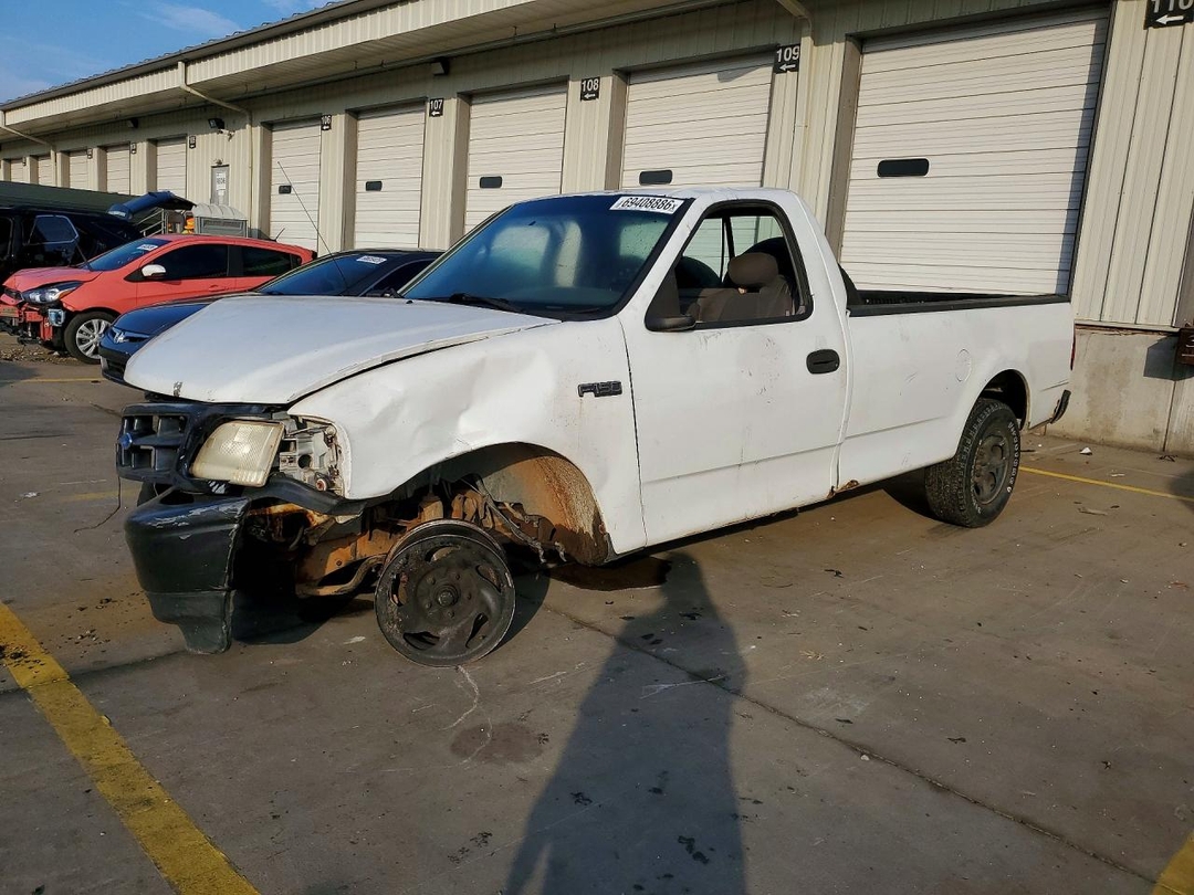 Vista de 1997 FORD F150, ángulo 1