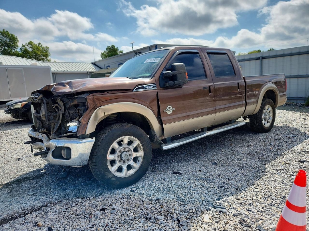 Вид 2011 FORD F250 SUPER DUTY, угол 1
