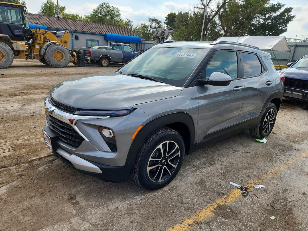 منظر 2025 CHEVROLET TRAILBLAZER LT، زاوية 1